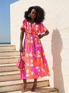 Vestido com pormenor drapeado