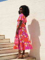 Vestido com pormenor drapeado