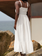 Vestido midi com bordado geométrico