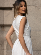 Vestido Midi Bordado com cinto
