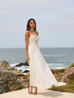 Vestido halter com aplicações em cordão