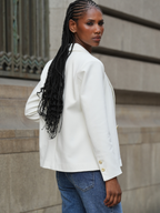 Blazer de alfaiataria com botões dourados | SPACCIO by Cristina