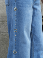 Jeans Wide Leg com Aplicações Laterais