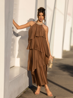 Vestido Midi Fluido com Gola com aplicações
